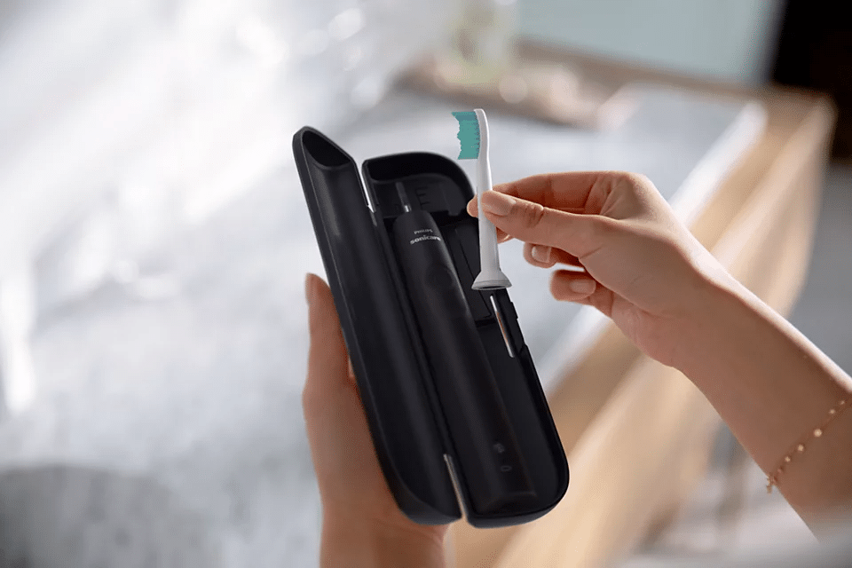 PHILIPS 3100 Sonic elektriskā zobu birste melna HX3671/14 - Image 4